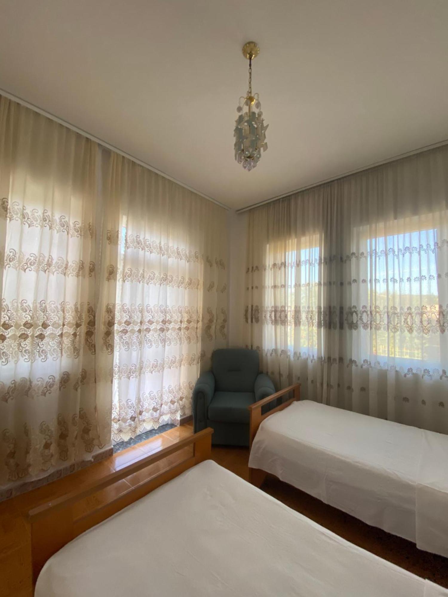Irvin Guest house *
